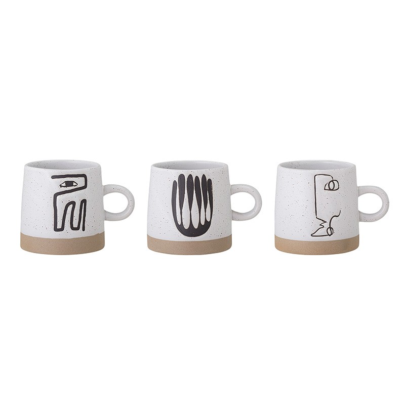 Set tazas de cerámica de gres con diferentes diseños tribales