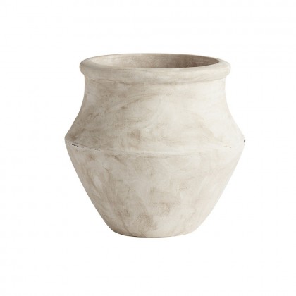 Maceta rústica de estilo mediterráneo hecha a mano de arcilla en color blanco lavado.