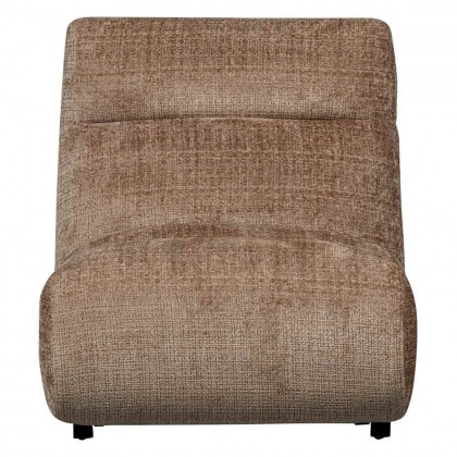 Sillón tapizado en chenilla color tierra