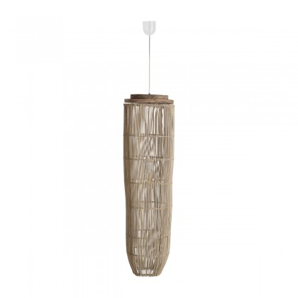 Lámpara KUSSE de fibras naturales, diseño artesanal que aporta calidez y un toque decorativo a cualquier espacio.