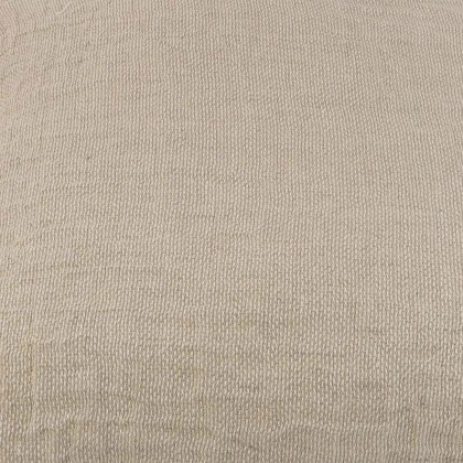 Pladi  confeccionado en 100% lino en color natural con un gramaje de 265 g/m²,
